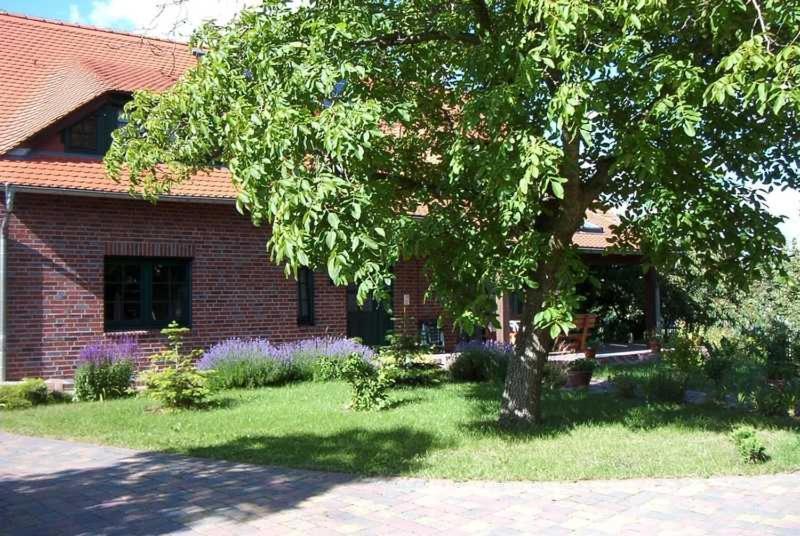 Kraeuter_Landhaus Bad Schmiedeberg Exterior foto